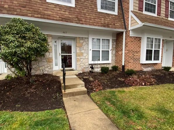 447 Saybrook Ln, Wallingford, PA 19086