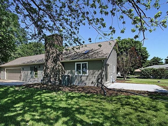 5th image of 35 Turner Cir