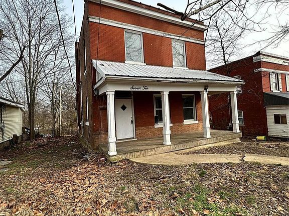 2nd image of 710 Sanders Ave