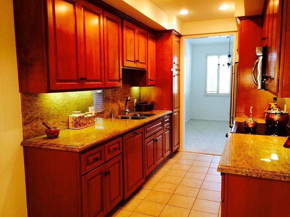 Gourmet chefs kitchen