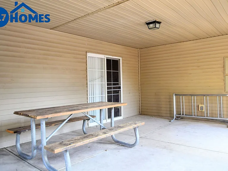 East Street Apartments — Photo 39