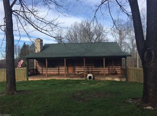 1516 Lovelace Rd, Pelham, NC 27311