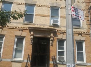 30-14 42nd St #2A, Astoria, NY 11103