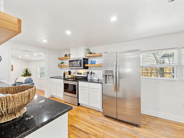 229 Sherman Dr — Photo 19