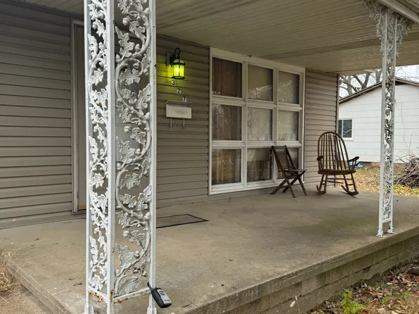 327 Sauget Ave, Cahokia, IL 62206
