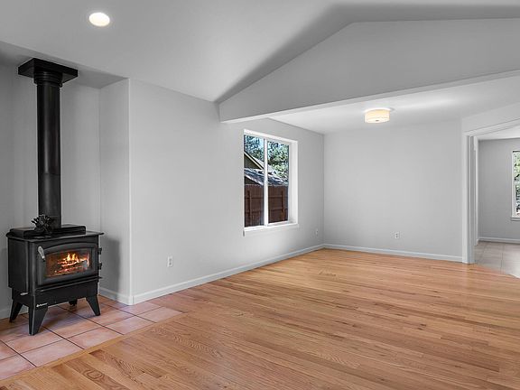4th image of 55647 Swan Rd