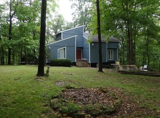 4079 Scenic View Dr, Pegram, TN 37143