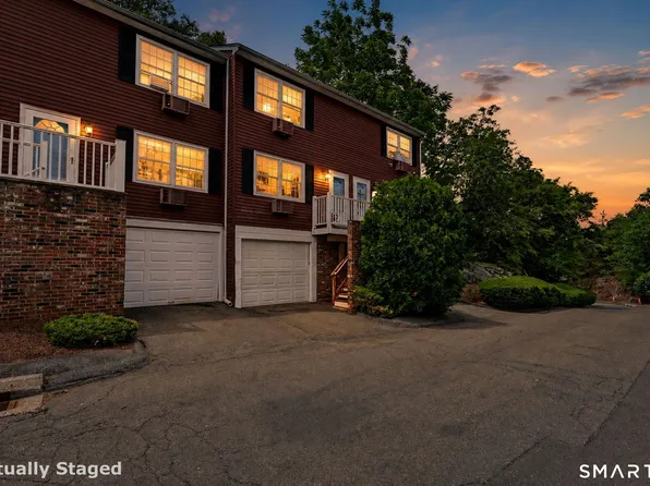 12 Camelot Drive #A2, Norwalk, CT 06850