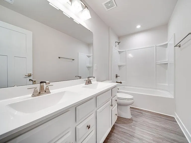 1124 Watermark Way — Photo 9