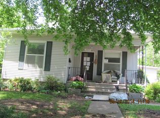 1827 S Main St, Carthage, MO 64836