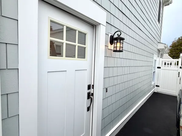 631 Nantasket Ave #2, Hull, MA 02045