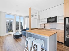 Parco, Studio Furnished Unit