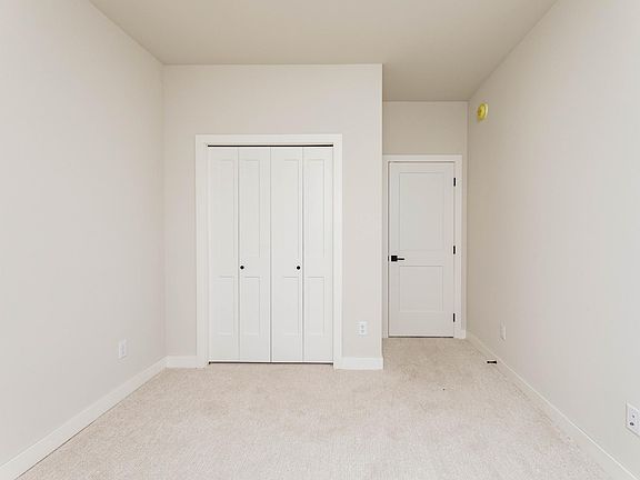 3rd image of 6723 66th Ave S