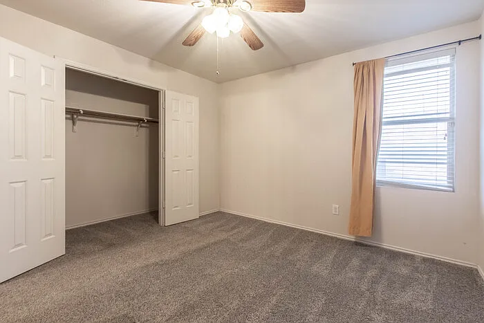 2405 Spruce Ct — Photo 8