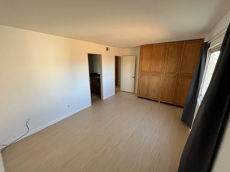 7590 Darden Ct — Photo 6