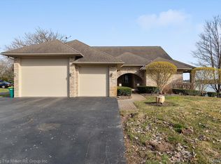 2133 Rawsonville Rd, Van Buren Township, MI 48111