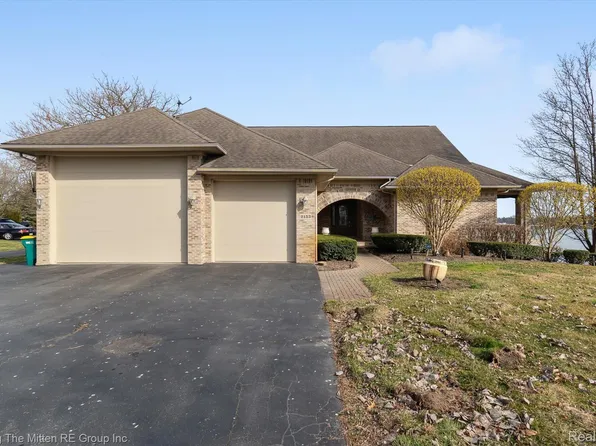 2133 Rawsonville Rd, Van Buren Township, MI 48111