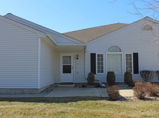 1003 Carriage Dr, Tecumseh, MI