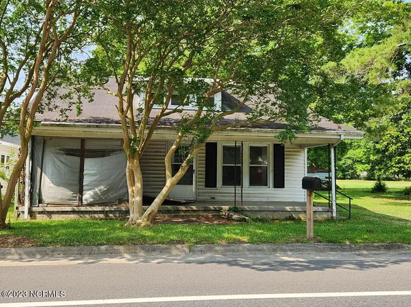 7484 Pitt Street, Grimesland, NC 27837