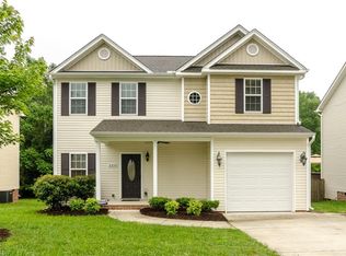 2210 Matthew Oaks Ct, Greensboro, NC 27405