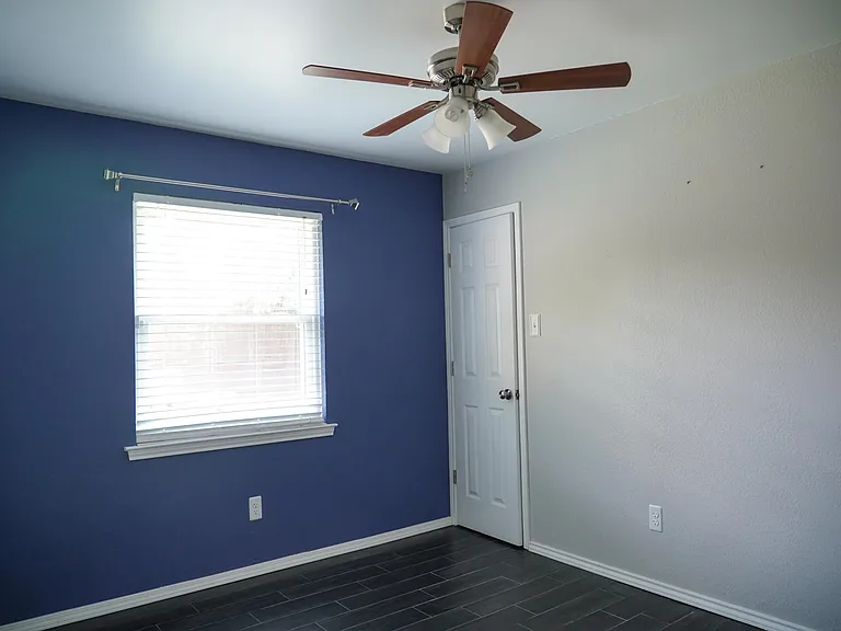 6304 Douglas Dr — Photo 10