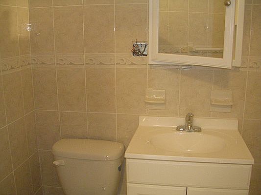 5th image of 335 E 86th St APT 4C