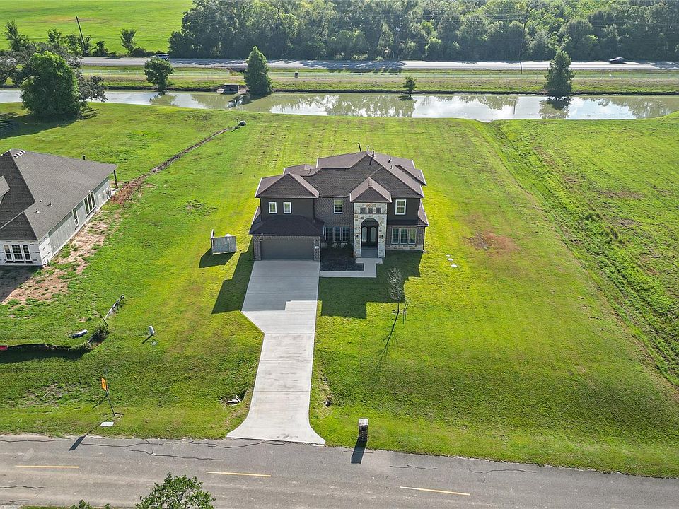 1st image of 126 Lakeland Cir