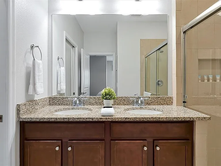 297 Captiva Dr — Photo 43