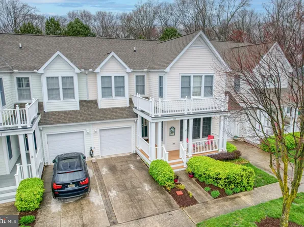 217 October Glory Ave, Ocean View, DE 19970