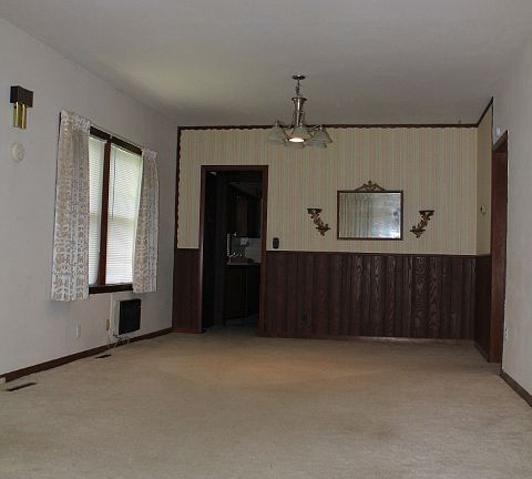 4th image of 312 S 12th St