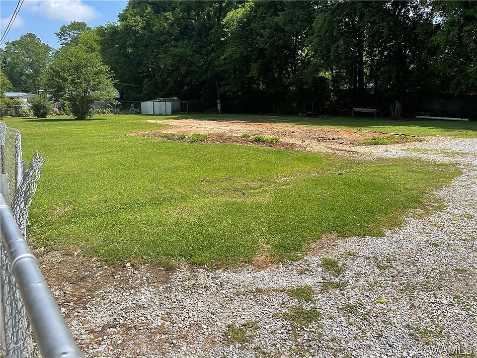 2nd image of 4235 67th Ave
