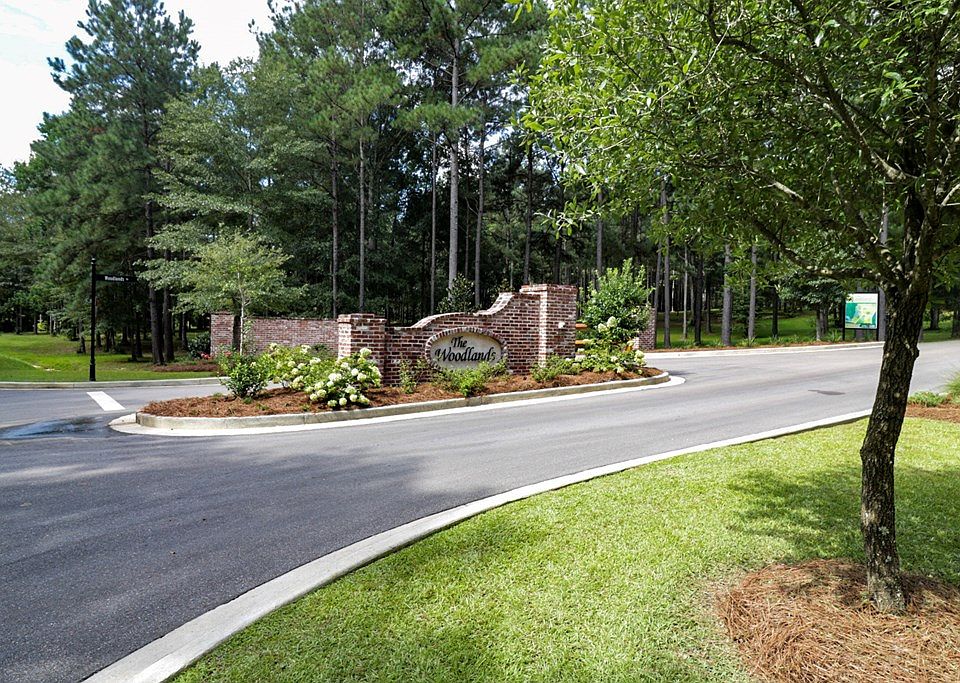 2nd image of 2 Shadow Ridge Dr