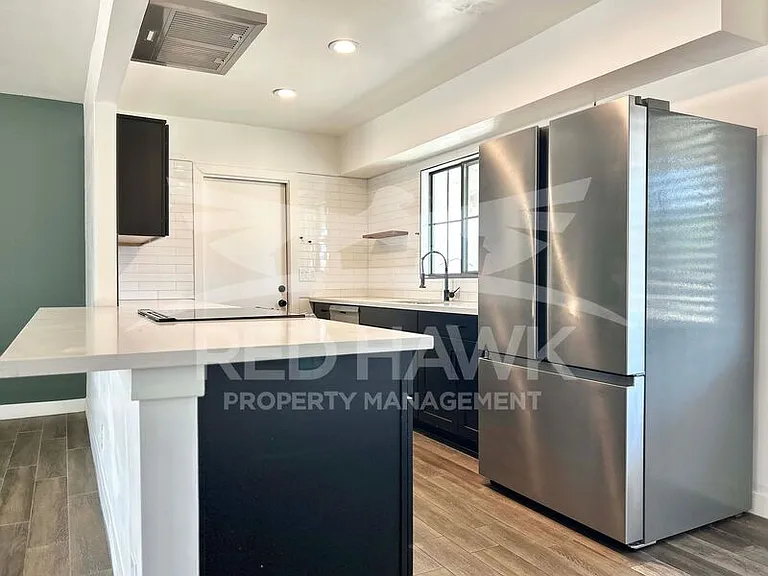 119 S Catalina St — Photo 7