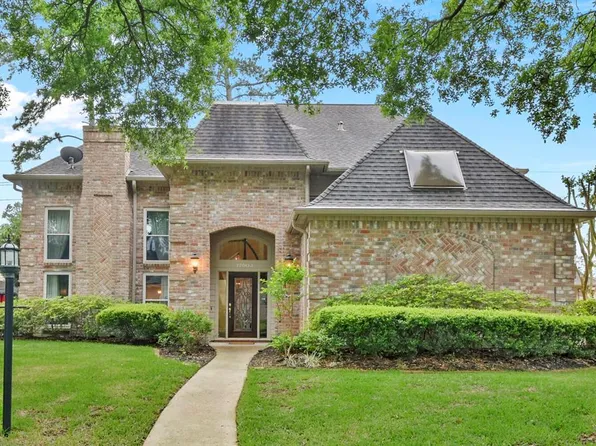17903 Shadow Valley Drive, Spring, TX 77379