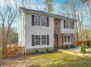 7825 Grape Ct, Lusby, MD 20657