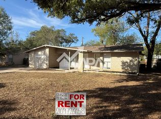 6323 Flint Rock Dr, San Antonio, TX 78238