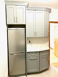 Rented by Apple Exclusive Realty Inc