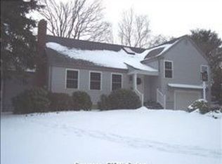 71 Island View Ave, Groton, CT 06355