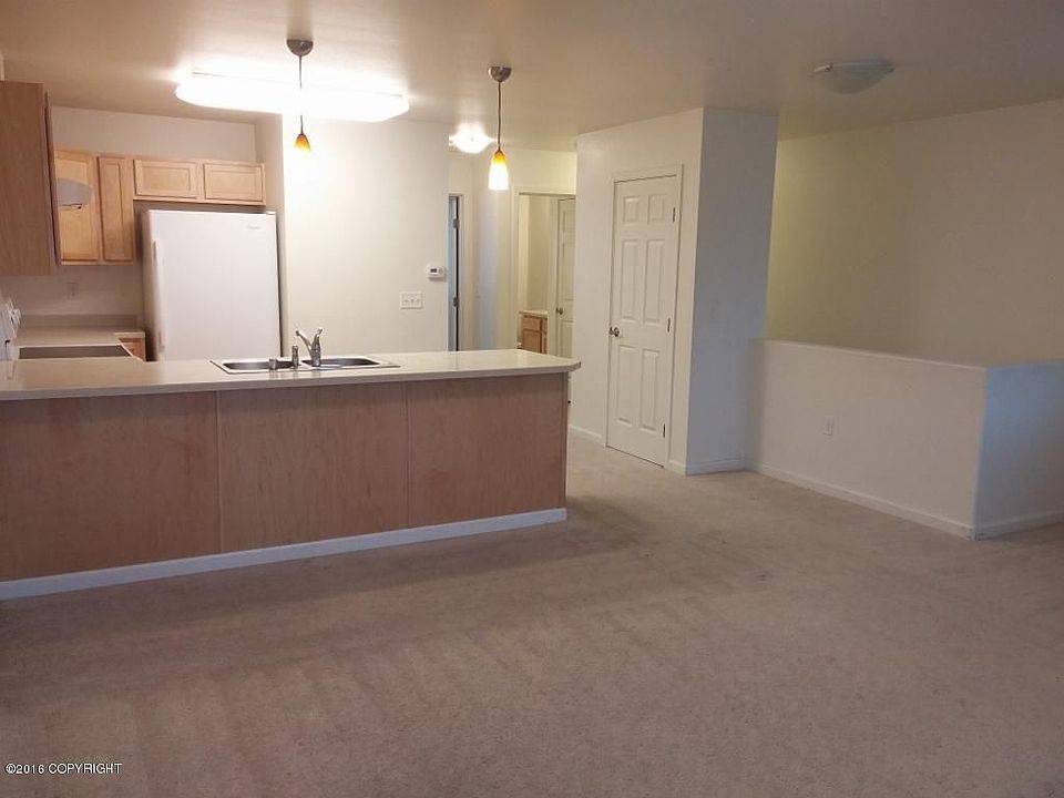1st image of 11285 Business Blvd