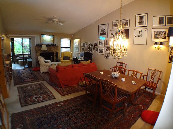 Living Room/Dining Room