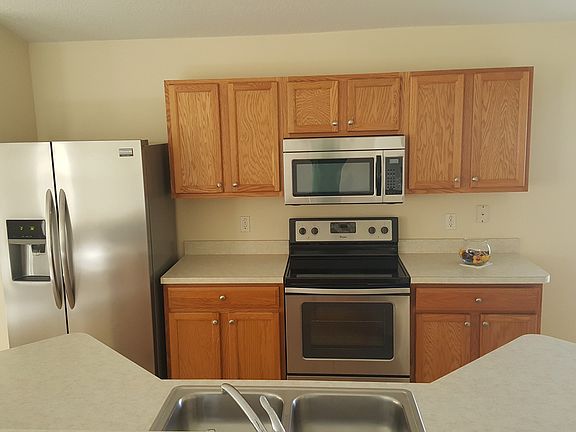 3rd image of 464 Dahoon Holly Dr