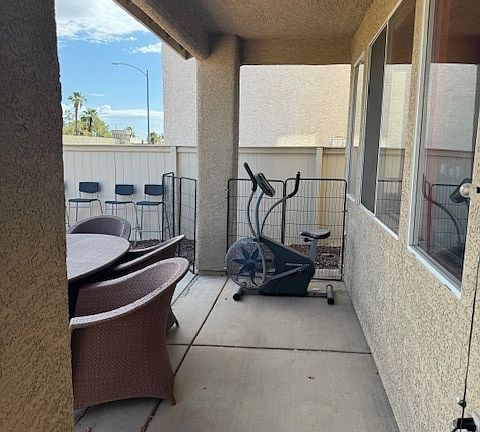 3rd image of 640 Baldurn Ave