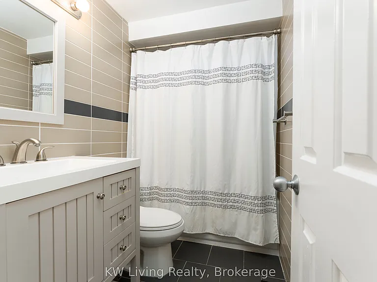 96 Confederation Way — Photo 12