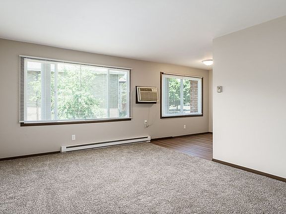 5th image of 3327 Sun Valley Ter APT 4