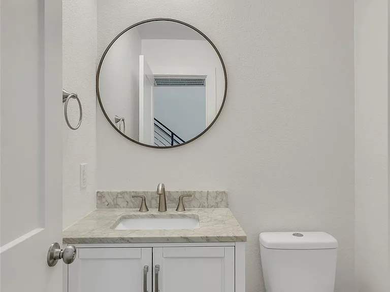 12312 Yarmont Way — Photo 12