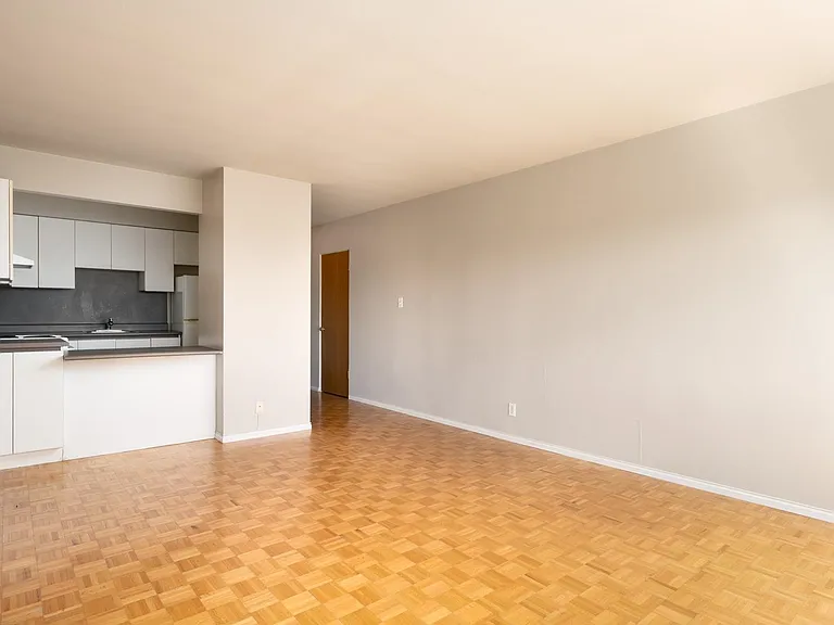 1970 W 41st Ave #311 — Photo 7