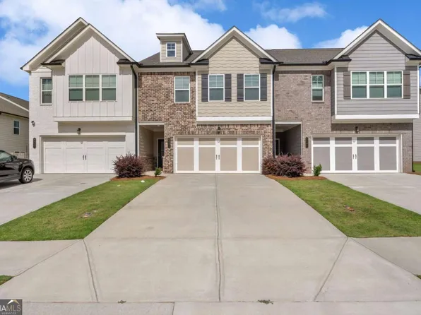 5064 Silver Fox Trl, Oakwood, GA 30566