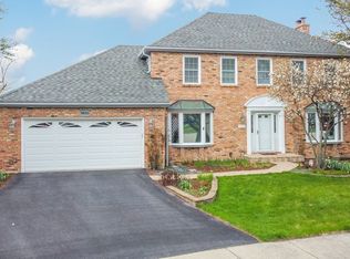 1621 Kirby Ct, Naperville, IL 60563