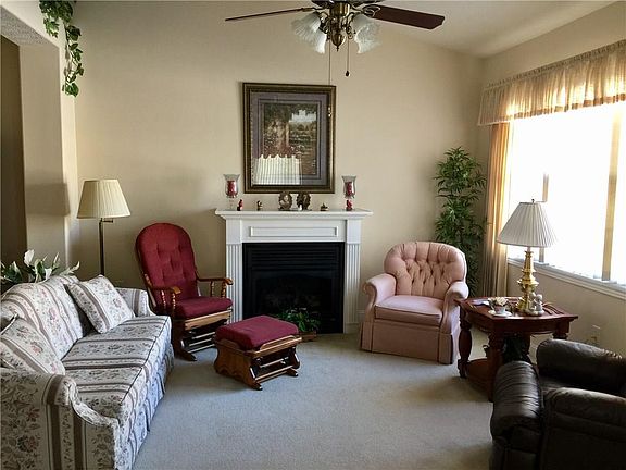 3rd image of 6886 Park Square Dr APT D