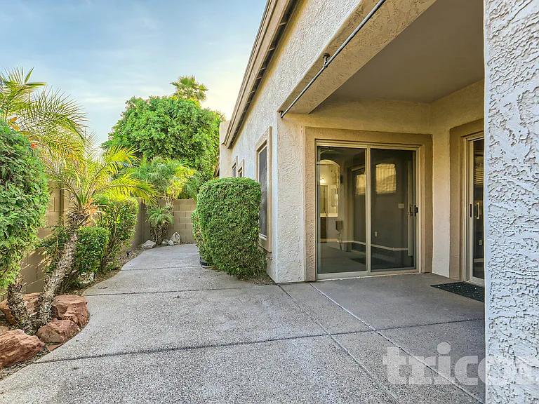 44 S Greenfield Rd — Photo 17